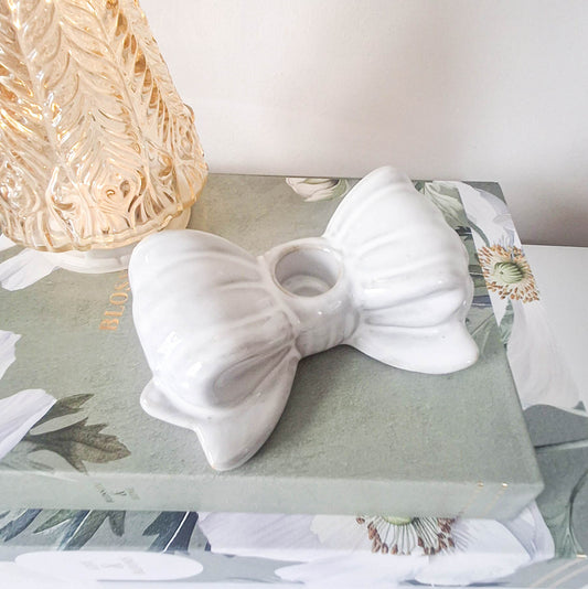 Natural Single Bow Taper Candle Holder
