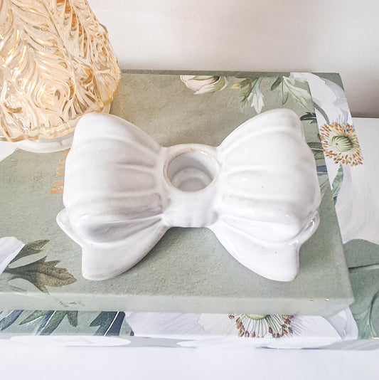 Natural Single Bow Taper Candle Holder