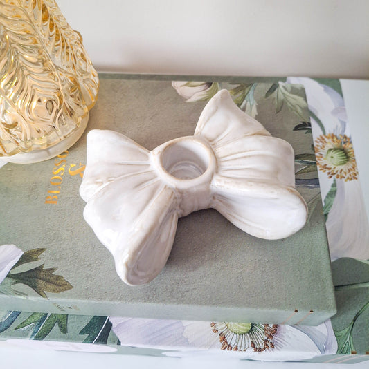 Natural Double Bow Taper Candle Holder