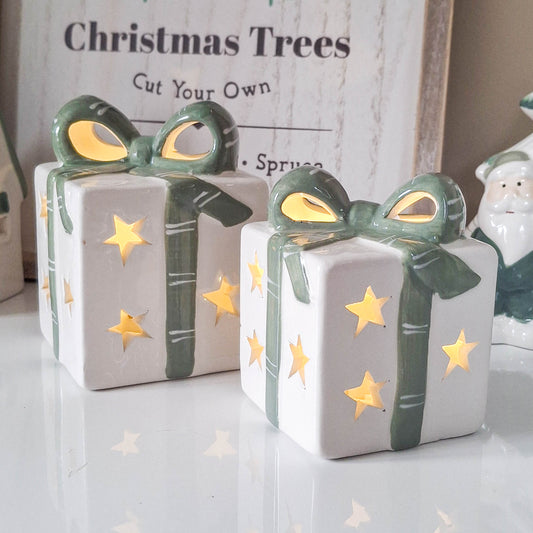 White & Green Bow LED Gift Ornament