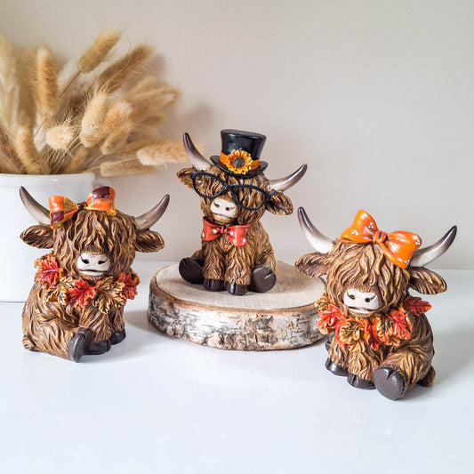 Small Autumn Highland Cow