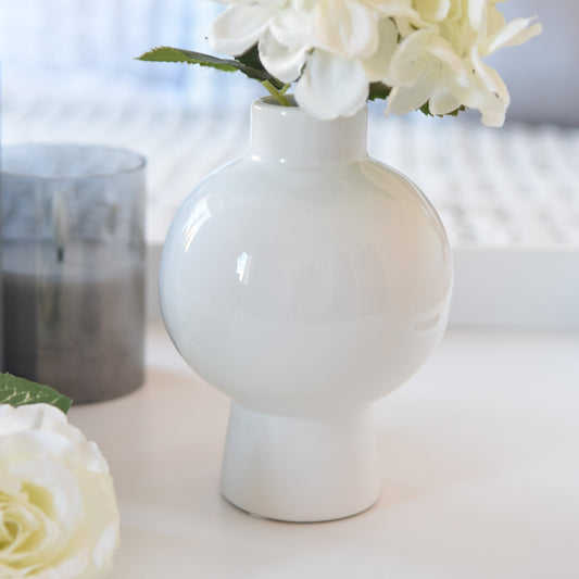 Luna Gloss White Vase
