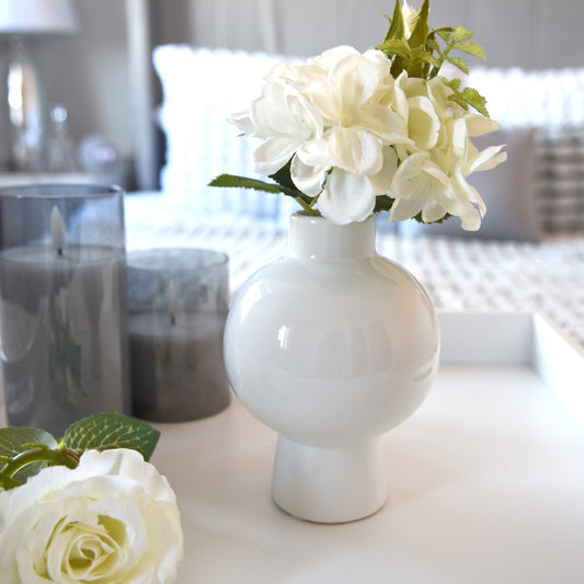 Luna Gloss White Vase