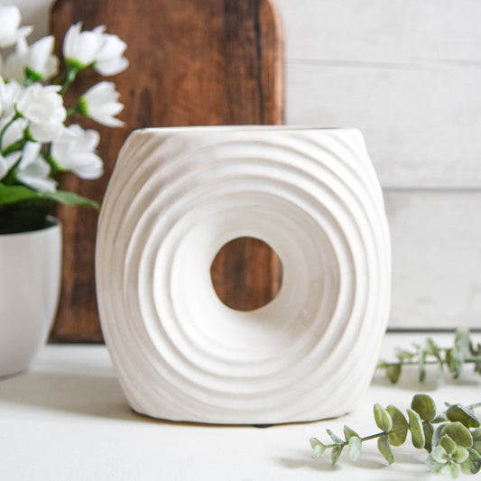 White Hollow Centre Ripple Vase